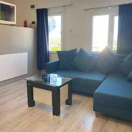 Ninos Sea View Semesterbostad *